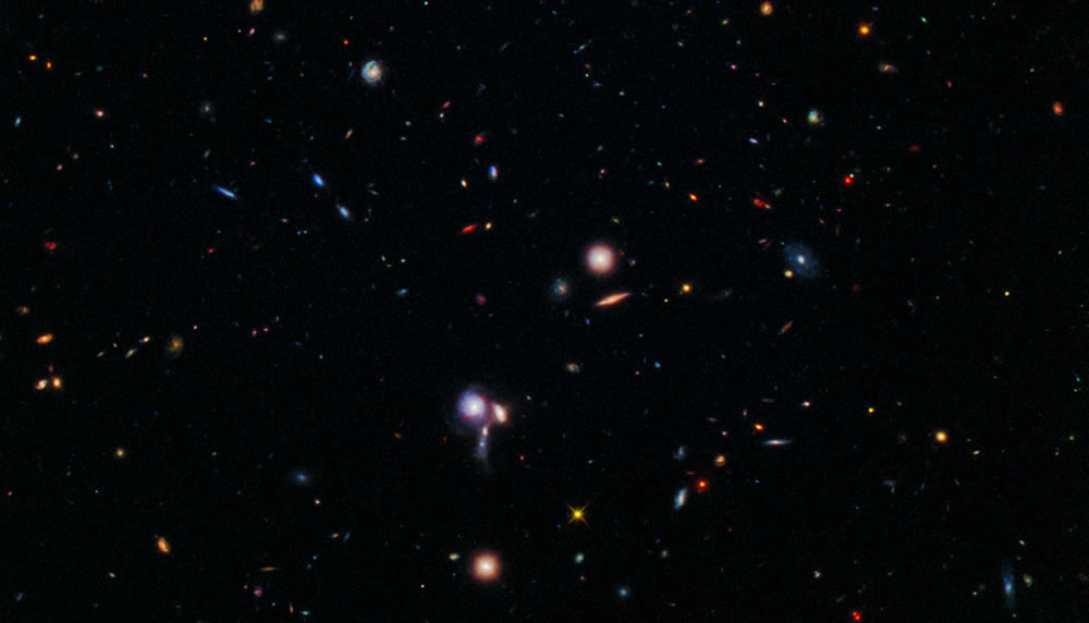 Extragalactic Astrophysics : School of Physics